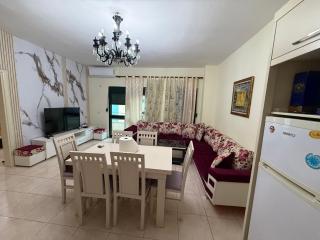 Bello Apartments - Golem - 1