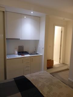 Senjak studio apartment, near Belgrade fair - 2