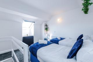 Stylish 3 Bed Home in Sheffield by Eason Stays, Ideal For Weekend Getaways & Business Travellers, with Pool Table & Free Parking - Nether Edge - 1