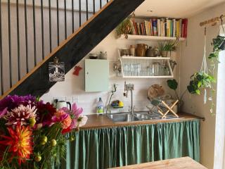 Family-friendly home with garden and parking - Falmouth - 4