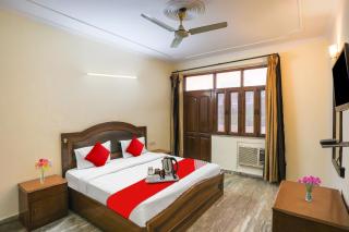 Hotel O AV Homes - 4