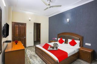 Hotel O AV Homes - 1