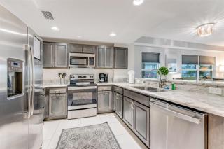 Unit 107 Aruba - 3 Bedroom Ocean View - Daytona Beach - 8