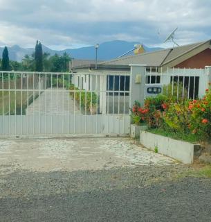 Majestic Nest Nadi B&B - Nadi - 0