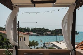 Apartments Zara - Petrcane - 9