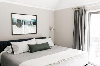Next To Glaze Meadow, Cute, With Many Amenities! - Sisters - 1