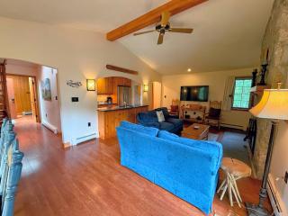 Cozy Forest Cottage Home with Convenient Ski Access - Dog Friendly! - Bretton Woods - 7