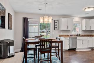 The Archer Home - Springfield - 7