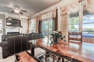 Cozy Haven near Parkway w Hot Tub & Resort Pool - Pigeon Forge - 1