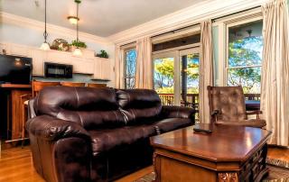 Cozy Cabin Near Dollywood with Hot Tub & Grill - Pigeon Forge - 4