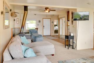6 Mi to Main St Oceanfront Cottage in Ketchikan - Ketchikan - 5