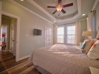 Beachfront Bliss - Galveston - 4