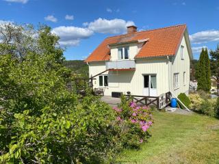 Ella's House - Central Bengtsfors Stay - Bengtsfors - 9