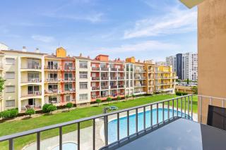 Apartamento con Piscina y Terraza cerca del Mar - 4
