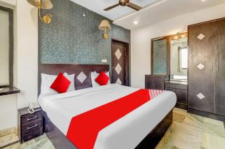 Hotel O 80462 Hotel Vintage House - Tājganj - 0