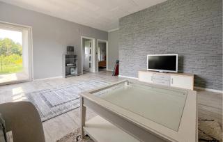 Amazing Home In Karlino - 8