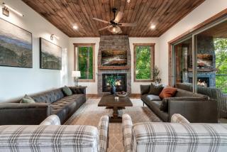 Luxury Retreat W Indoor Pool & Panoramic Views - 0