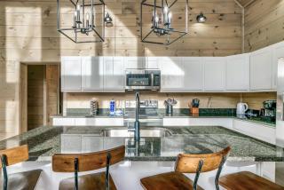 Summer Escape Cabin w Pool Theater & Hot Tub - Gatlinburg - 2