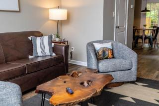 Inviting Retreat W PrivateHot Tub & Arcade - 1
