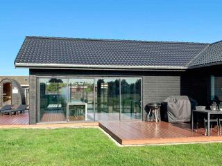 Luxury Retreat in Marielyst - By Traum Ferienwohnungen - 9