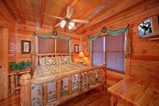 Smoky Sunrise (#53) Holiday home - Sevierville - 2
