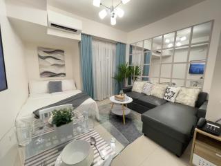 Davao Inspiria Condo units with balcony beside Abreeza Mall - Davao - 6