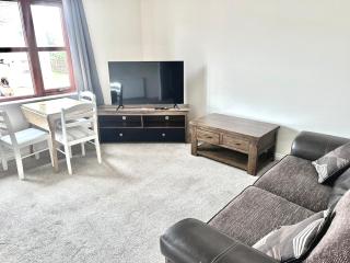 Coz, 2Bed Central Elgin - Free parking, WiFi - Elgin - 0