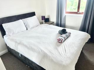 Coz, 2Bed Central Elgin - Free parking, WiFi - 2