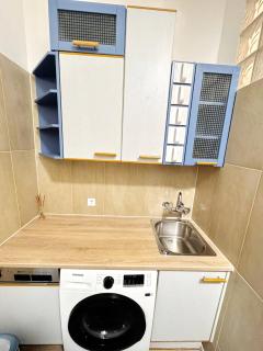 Lovely Apartment - 15 Min from Airport & City Center, 5 Min from Vienna Main-Bus Station EZ10b - Vienne - 1