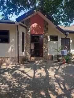 Sleek Spacious Loft at East Legon - Accra - 0