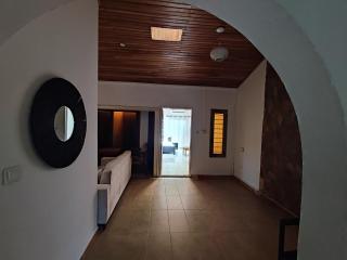 Sleek Spacious Loft at East Legon - 3