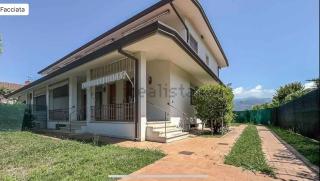 Villa Nice 800m dal mare - Marina di Pietrasanta - 0