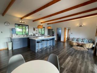 Tama House - Hanga Roa - 0