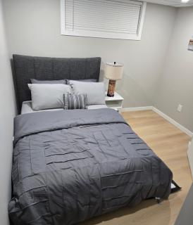 Cozy 2 bedroom basement with side entrance - - 7