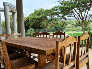 The Villa Luxe Hartbeespoort Golf and Wildlife Estate - Hartbeespoort - 1