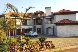 The Villa Luxe Hartbeespoort Golf and Wildlife Estate - Hartbeespoort - 7