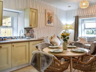 Cottage 2 - - 2