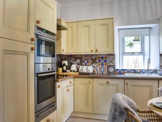 Cottage 2 - - 1