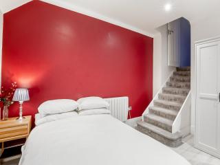 Dragon Pad - Uk46422 - Royal Tunbridge Wells - 2