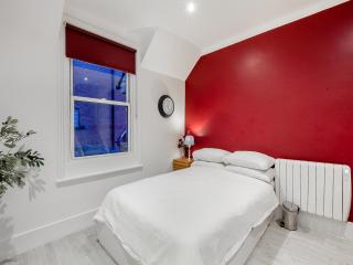 Dragon Pad - Uk46422 - Royal Tunbridge Wells - 3
