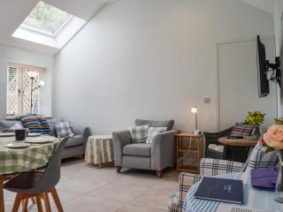 The Courtyard - Helmdon - 8