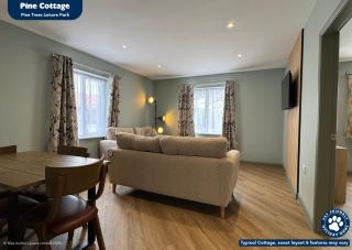 Pine Trees Leisure Park - Pet Friendly - - 5