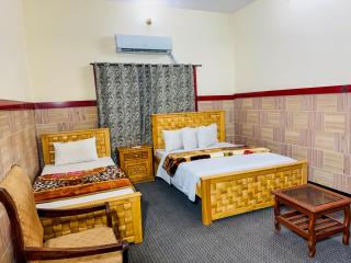 Swiss Cottage Hotel Chilas - - 4