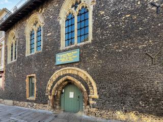 The Friars Apartment, Eastbridge Hospital - Canterbury - 0