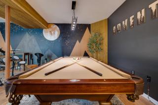 The Mountain Muse - Music, Games, HotTub, Sleeps12, PetsOk - 0