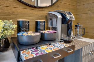 The Mountain Muse - Music, Games, HotTub, Sleeps12, PetsOk - 5