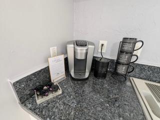 Top Spots Paradise Getaway 2 Min From Beach! - Waianae - 3