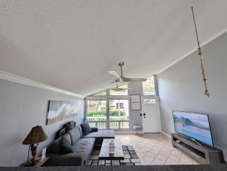 Top Spots Paradise Getaway 2 Min From Beach! - 8