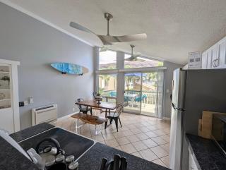 Top Spots Paradise Getaway 2 Min From Beach! - Waianae - 4