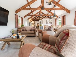 Llwynblyfyn - 8